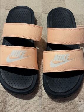 Women’s Nike slides